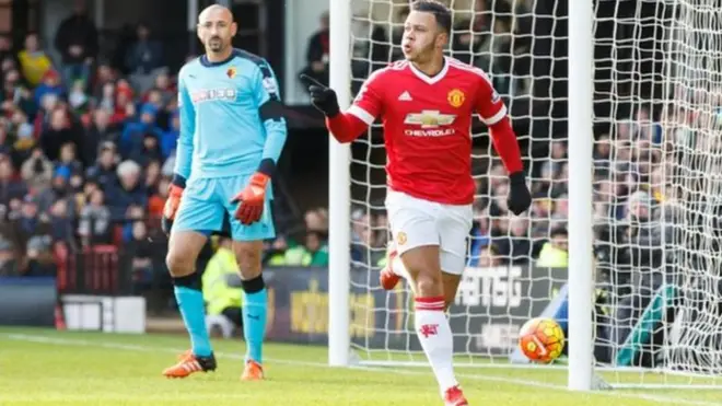 ممفيس ديباي أخر اللاعبين الكبار الذين يتخلى عنهم مورينو من إرث مدرب مانشستر السابق فان خال