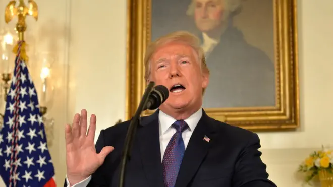 Дональд Трамп попередив, що США перебувають в "повній бойовій готовності" до нових ударів по Сирії