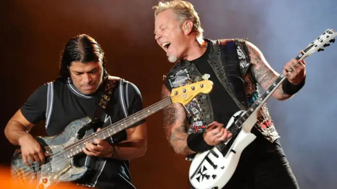Metallica'dan Robert Turjillo ve James Hetfield