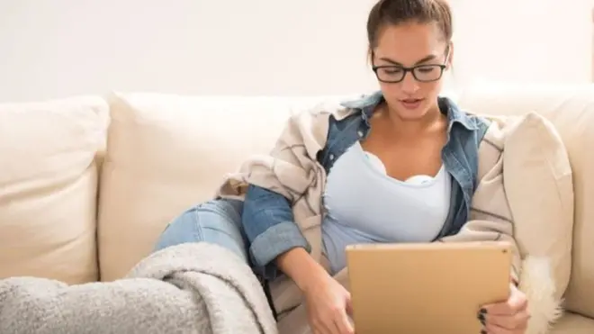 Qalabkan waxaa loogu talagalay in caanaha lagu liso ayadoo hooyadu ay shaqadeeda wadato