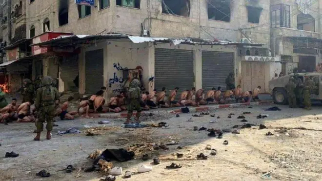 Puluhan pria ditelanjangi dan diinterogasi pasukan Israel di Gaza utara, menurut saksi.