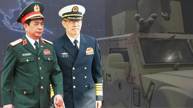 Bộ trưởng Quốc phòng Việt Nam Phan Văn Giang (trái) và Bộ trưởng Quốc phòng Trung Quốc Đổng Quân 
