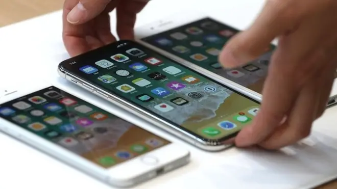 iPhone X