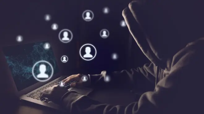 ኣብ ቅድሚ ኮምፒዩተር ኰፍ ዝበለ ሰብ