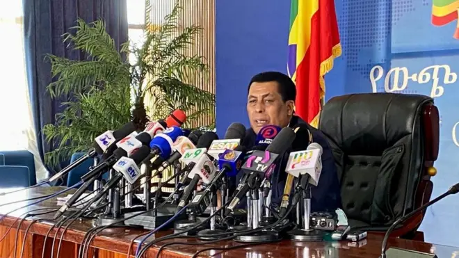 Dubbi Himaa Ministeera Dhimma Alaa Itoophiyaa, Amb. Diinaa Muftii