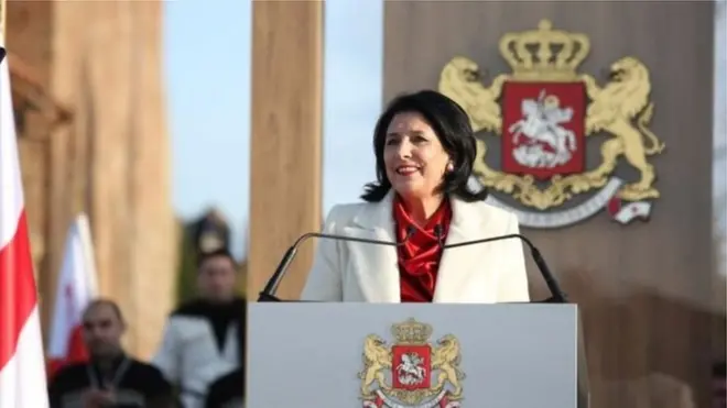 "Я поважаю тих, хто за мене не проголосував" - заявила Зурабішвілі, виступаючи з промовою на інавгурації