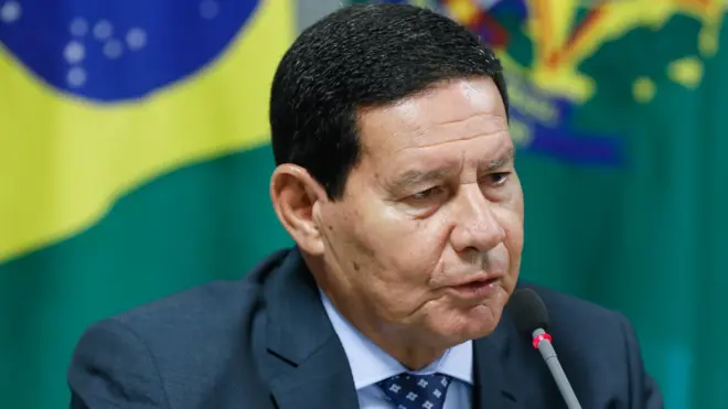 Vice-presidente, Hamilton Mourão, ficarácodigos da betanoisolamento no Palácio do Jaburu após diagnósticocodigos da betanocovid-19