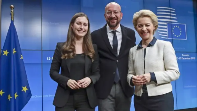 اورزولا فون درلاین رئیس کمیسیون اروپا، شارل میشل رئیس شورای اروپا، سانا مارین نخست وزیر فنلاند و رئیس دورهای اتحادیه اروپا