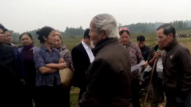 Cụ Lê Đình Kình giải thích trong một video về tình hình đất đai ở xã Đồng Tâm