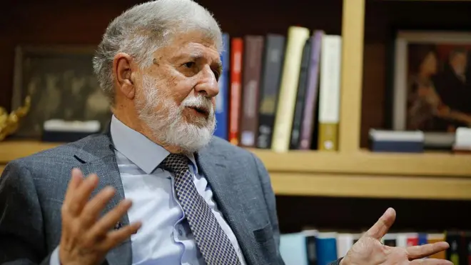 Celso Amorim falando