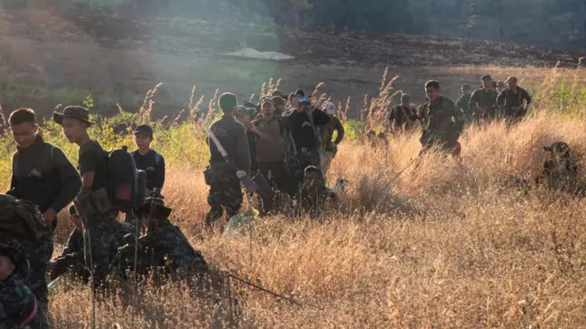 ကရင်နီထဲက KNDF တပ်ဖွဲ့ဝင်တွေ