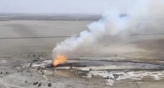 कुएं से निकलता धुंए का गुबार