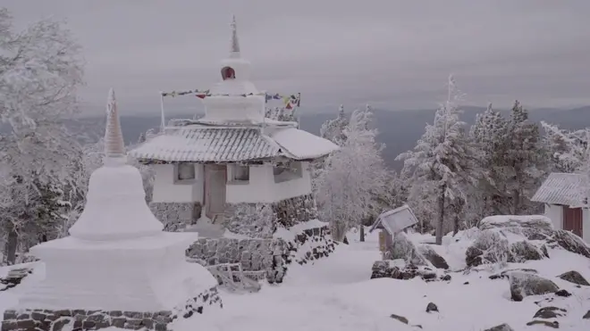 Буддийский монастырь на Урале: кто его построил и почему власти хотят его снести