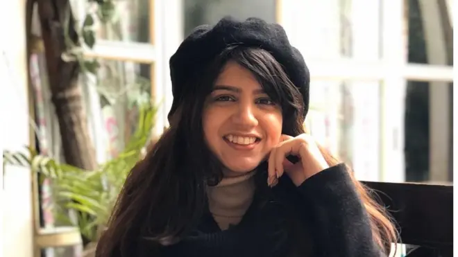 Akansja Bhatia anksiyetesi olan insanların evden çıkmayı gözlerinde büyüttüğünü söylüyor