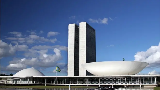 A proposta restringe a propaganda a partidos que obtenham ao menos 1,5% dos votos válidos na eleição para a Câmara (Foto: Rodolfo Stuckert)