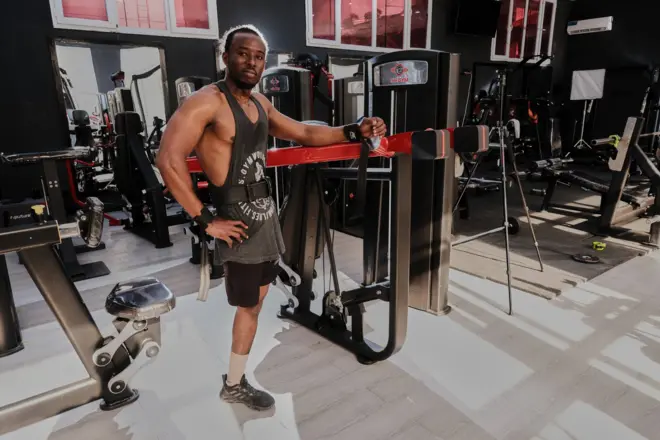 Cali Cabdullaahi Maxamuud, 33 ku naafoobay qaraxyada Soomaaliya