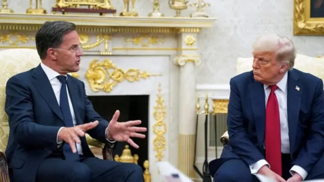 Марк Руте и Доналд Трамп пред новинарима говоре о војној помоћи Украјини 14. јула