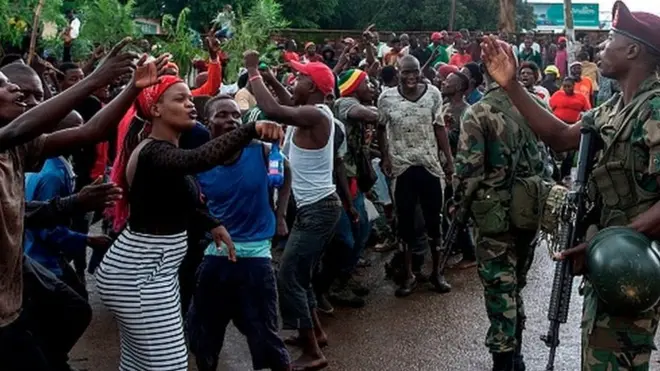 Les nombreuses manifestations au Malawi ont eu raison de Janne Ansah, la présidente de la commission électorale, qui a démissionné