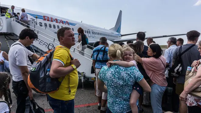 Літак компанії Ямал