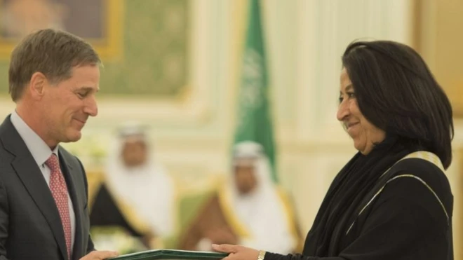 لبنى سليمان العليان