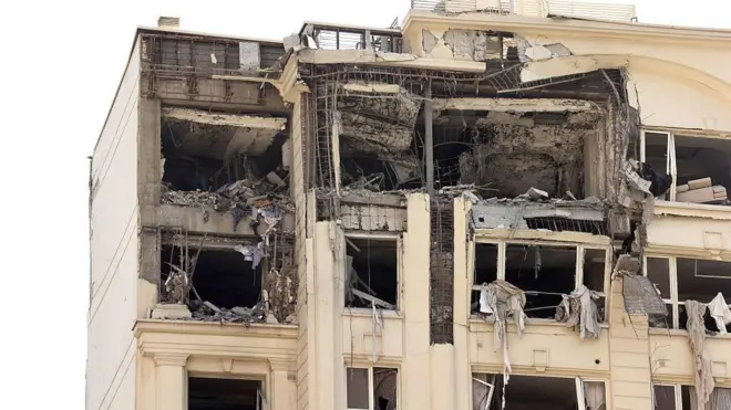 آثار القصف الإسرائيلي الجوي في طهران 13-6-2025