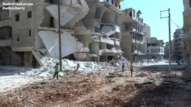 روسیه و سوریه، سه روز آتش بس یک جانبه در شرق حلب اعلام کرده اند تا غیر نظامیان بتوانند از شهر خارج شوند.