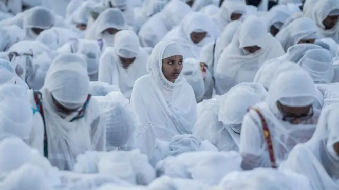 Dubartoota sagadarra jiran 