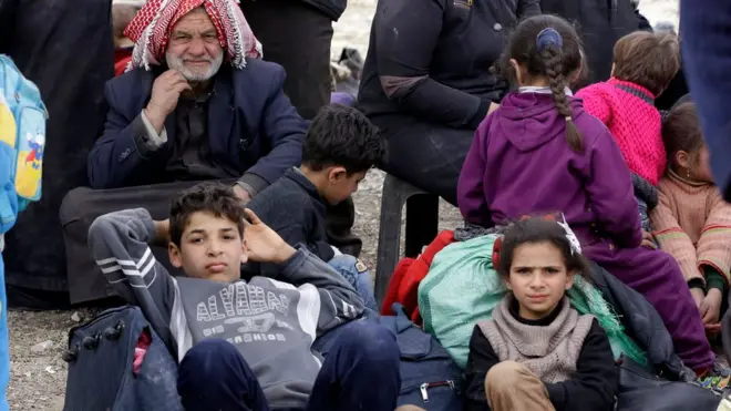 مدنيون نازحون من الغوطة في 18 مارس/آذار 2018