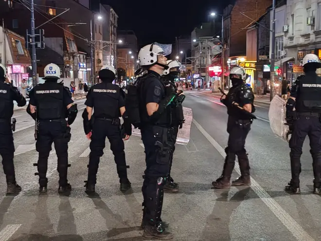 Policija u Ruzveltovoj ulici