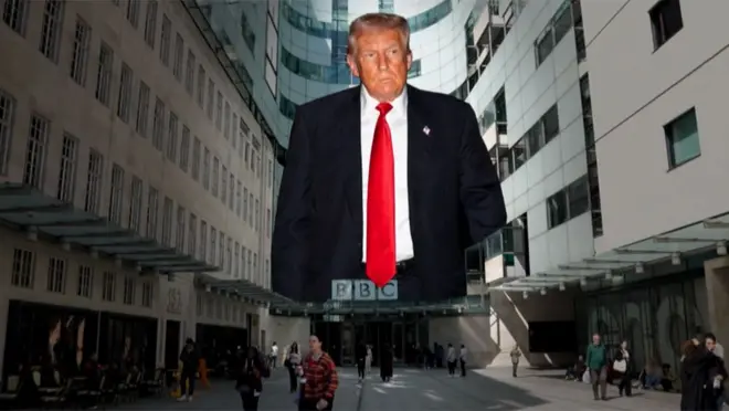 BBC本部の入り口。その上にトランプ氏の画像が重ね合わせられている