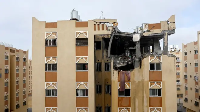 استهدفت القوات الإسرائيلية عمارات سكنية عند تنفيذها عمليات اغتيال