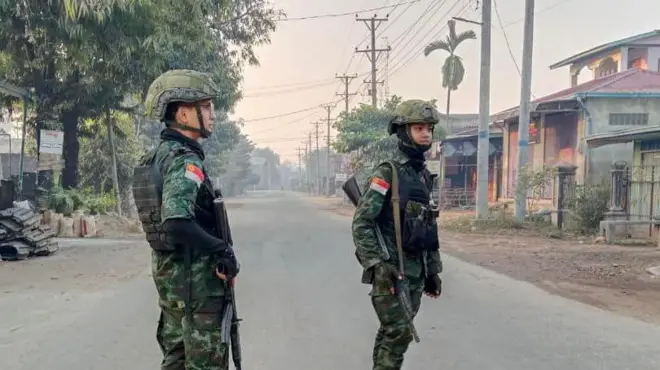 ဇရပ်ကြီးမြို့ပေါ်မှာတွေ့ရတဲ့ BPLA တပ်ဖွဲ့ဝင်တွေ 