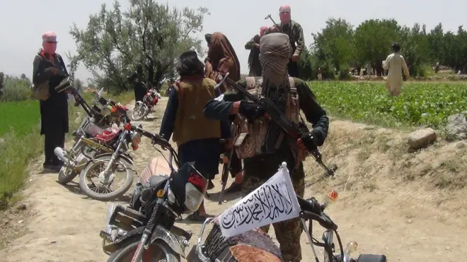 "طالبان د روسیې له تېلو هره میاشت ۲،۵ میلیون ډالر ترلاسه کوي"