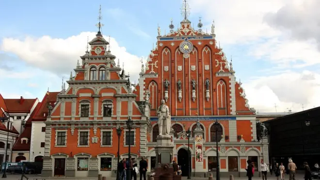 Будинок братства Чорноголових - одна з візитівок Латвії