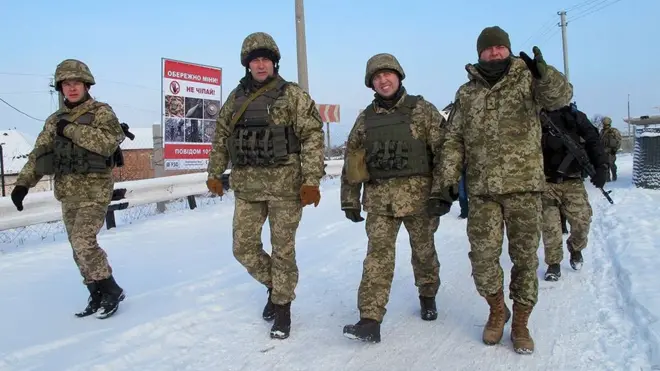 Перший заступник голови Спеціальної моніторингової місії ОБСЄ в Україні Александром Хуг відвідав лінію розмежування