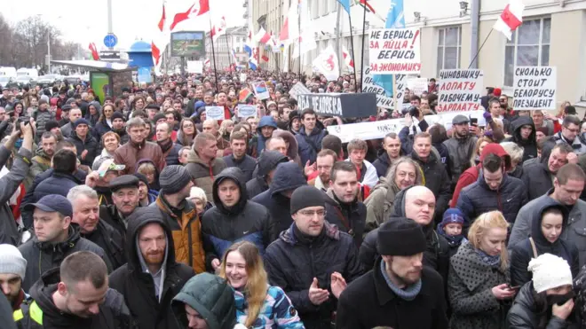 В среду в Минске и других городах Белоруссии снова прошли "марши нетунеядцев"
