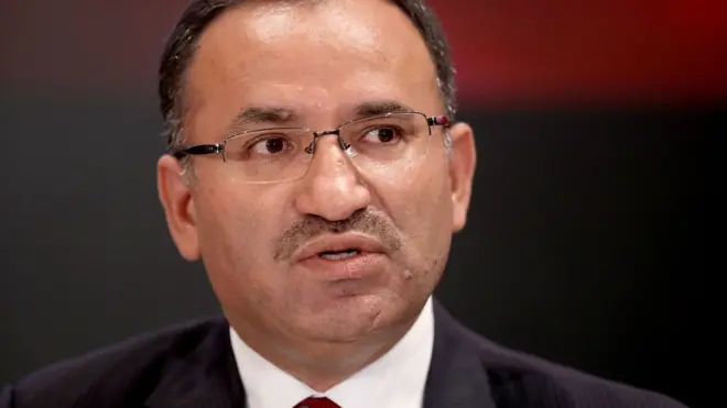 Bekir Bozdağ açıklama yapıyor