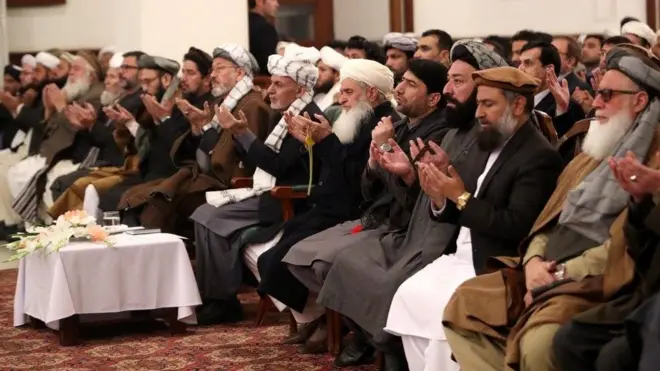 علما در دیدار با آقای غنی گفته که به طالبان در کابل دفتر بدهد