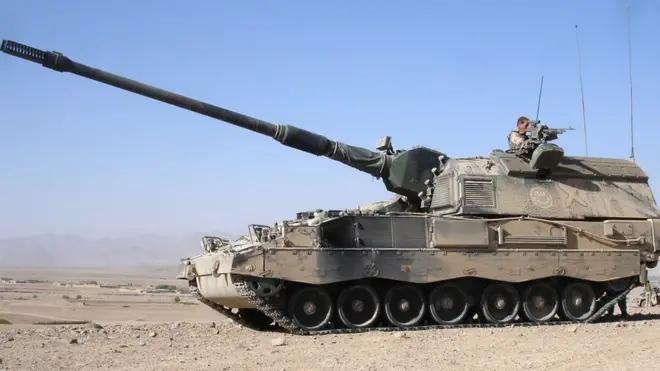 Panzerhaubitze 2000 - найбільш далекобійна САУ у світі