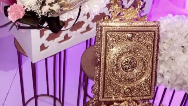 يعقد البحرينيون زيجاتهم عادة وفقا للمذهبين السني والشيعي