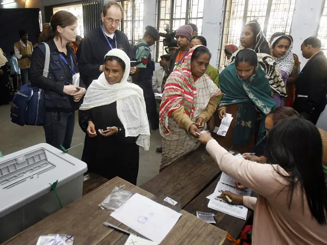 ২০০৮ সালের নির্বাচনে বিভিন্ন দেশ থেকে নির্বাচন পর্যবেক্ষক এসেছিলেন বাংলাদেমের নির্বাচন পর্যবেক্ষণ করতে