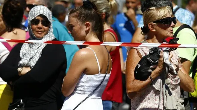 නීස් නගරයේ ජනතාව