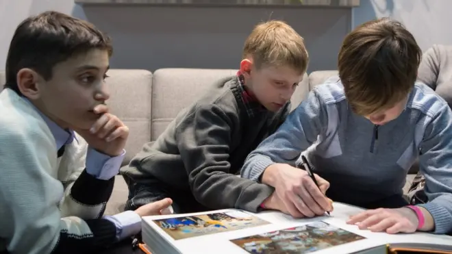 Вихованці Кремінської школи-інтернату Луганської області, лютий 2016 року