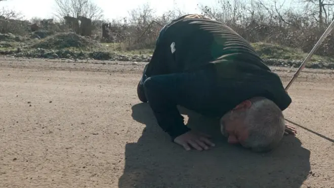 "Спасибо за этот день". Возвращение домой спустя почти 30 лет