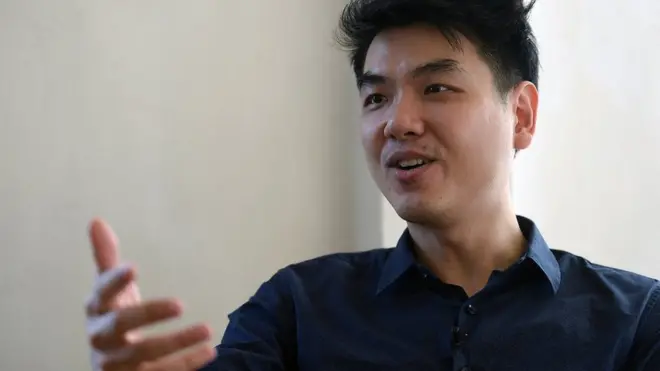 ผศ.ดร. ปิยบุตร แสงกนกกุล