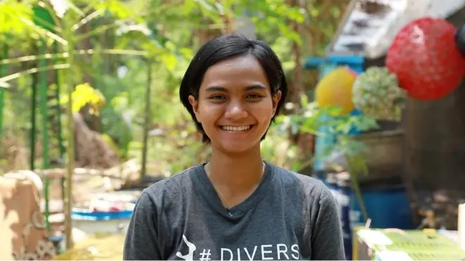 Perempuan penjaga laut