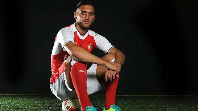 Perez a marqué 19 buts la saison dernière et il est l'une des recrues mentionnées du côté d'Arsenal depuis déjà plusieurs semaines.