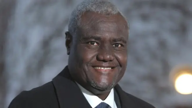 Moosaa Faakii, Barreessaa Gamtaa Afrikaa