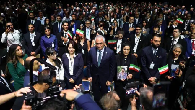 همایش «همکاری ملی برای نجات ایران»