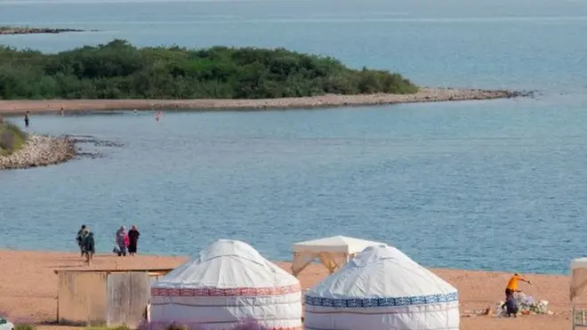 Озеро Иссык-Куль – главная туристическая достопримечательность Кыргызстана